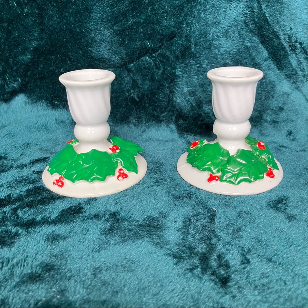 Vintage Lillian Vernon Christmas holly berry ceramic candle holders‎ (2)